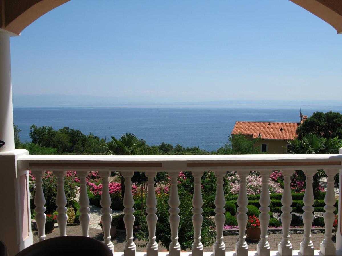 Bed And Breakfast Villa Iris Mošćenička Draga Екстериор снимка