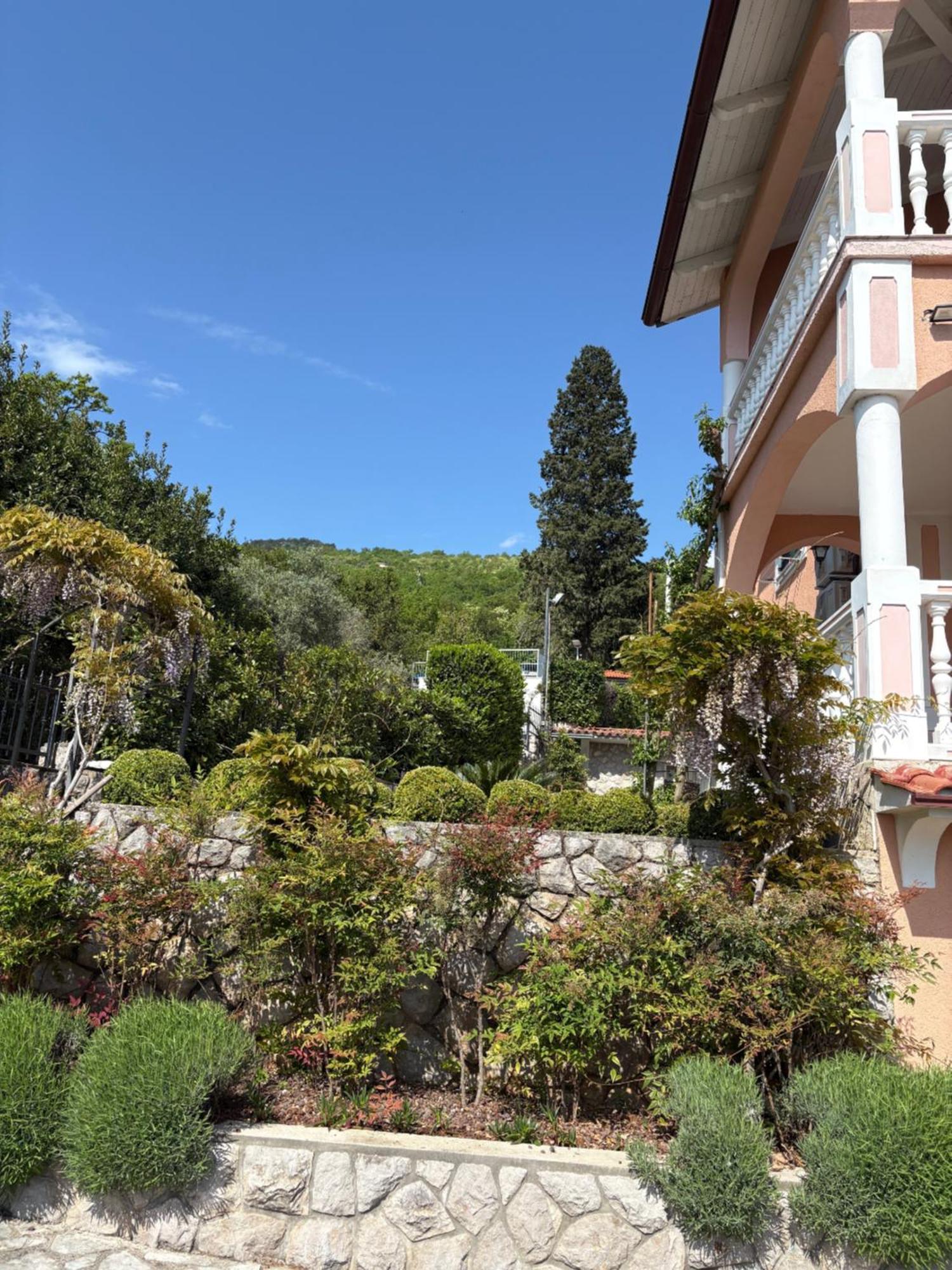 Bed And Breakfast Villa Iris Mošćenička Draga Екстериор снимка