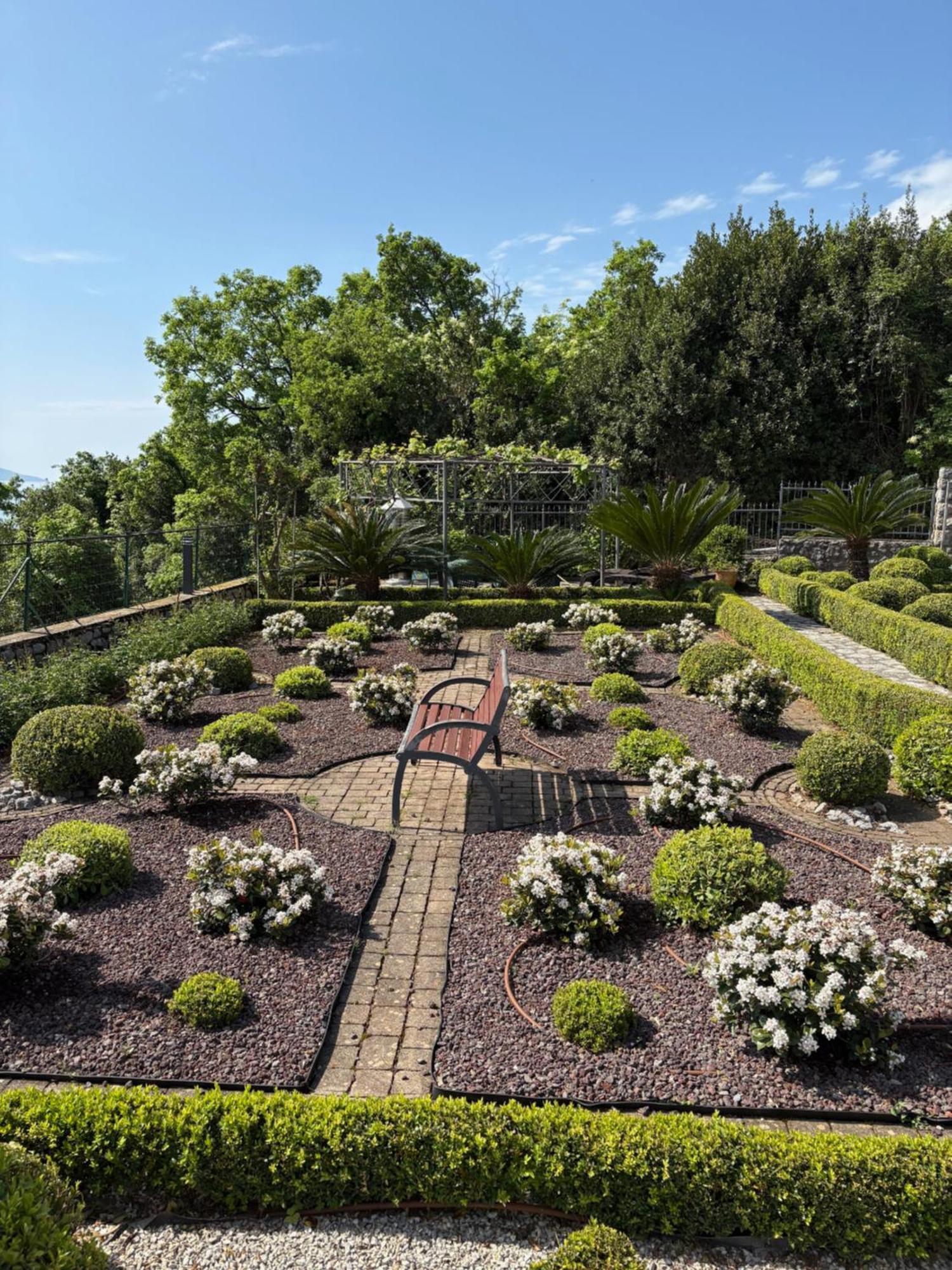 Bed And Breakfast Villa Iris Mošćenička Draga Екстериор снимка