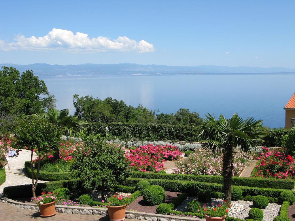 Bed And Breakfast Villa Iris Mošćenička Draga Екстериор снимка