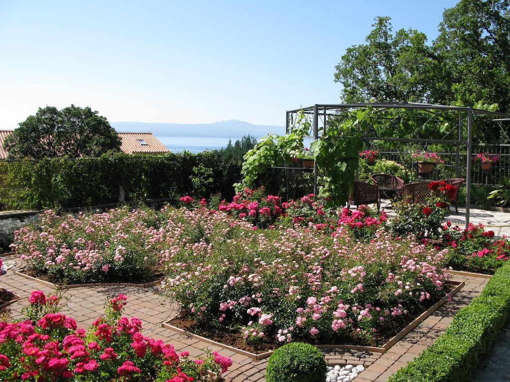 Bed And Breakfast Villa Iris Mošćenička Draga Екстериор снимка