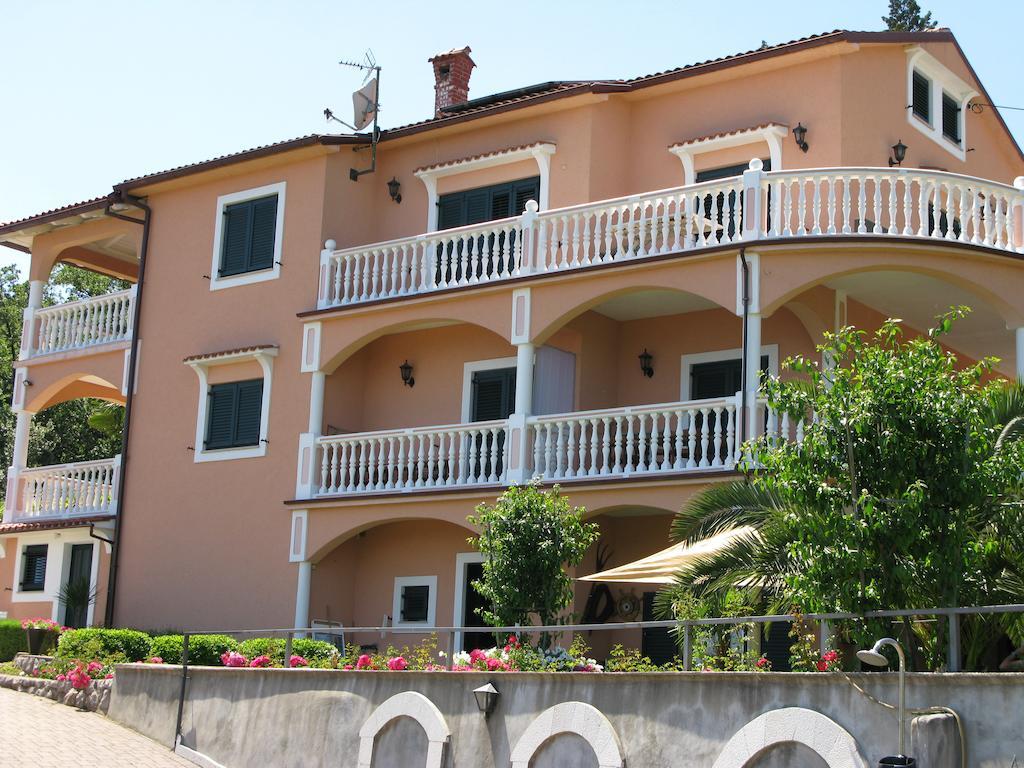Bed And Breakfast Villa Iris Mošćenička Draga Екстериор снимка