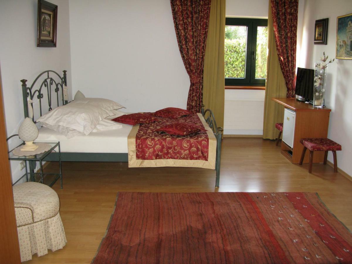 Bed And Breakfast Villa Iris Mošćenička Draga Екстериор снимка